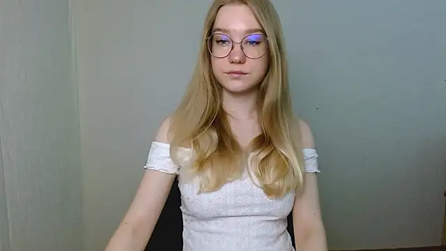 Snapshot of cindi_hot chatting on 22, 3, 2026 cindi hot online show from 22, 3, 2026