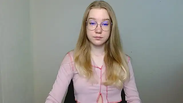 Snapshot of cindi_hot chatting on 28, 3, 2026 cindi hot online show from 28, 3, 2026