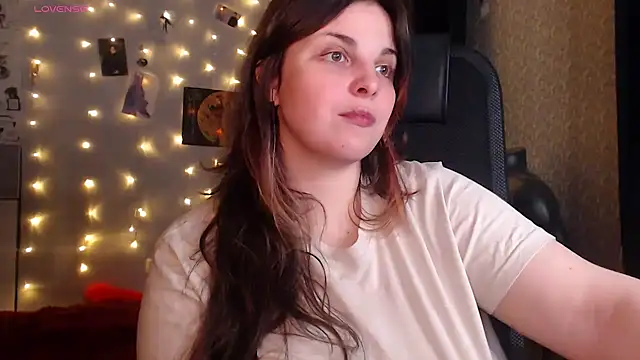 Saya sweet online show from 10, 9, 2025