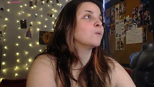 Saya sweet online show from 12, 10, 2025