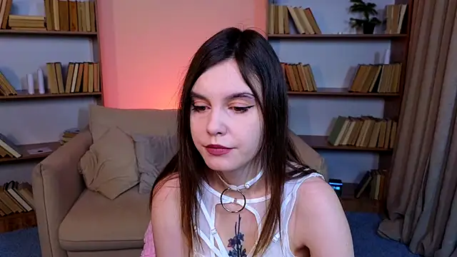 Snapshot of SusieMorris chatting on 25, 1, 2025 SusieMorris online show from 25, 1, 2025