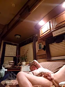 Snapshot of btmblaze chatting on 15, 1, 2026 btmblaze online show from 15, 1, 2026