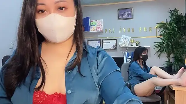 Bamboo Swetie online show from 2, 12, 2024