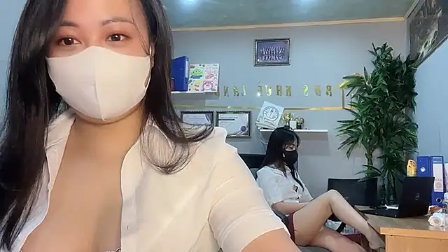Bamboo Swetie online show from 3, 12, 2024