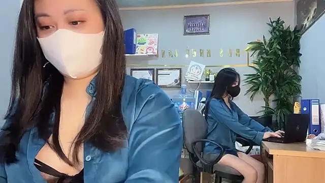 Bamboo Swetie online show from 8, 12, 2024