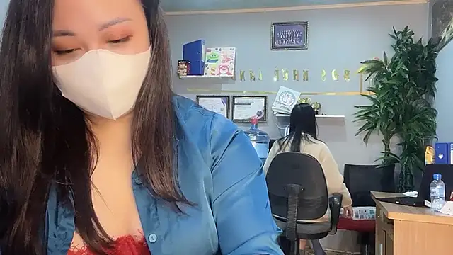 Bamboo Swetie online show from 17, 12, 2024