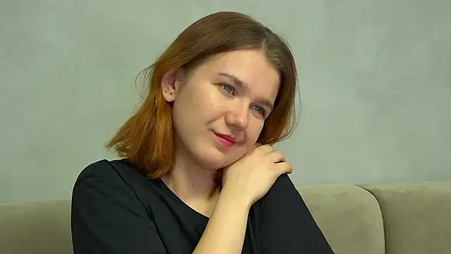 Snapshot of LessySmith chatting on 15, 11, 2025 LessySmith online show from 15, 11, 2025