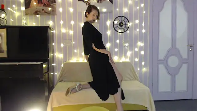 Snapshot of Marquise555 chatting on 8, 1, 2025 Marquise555 online show from 8, 1, 2025