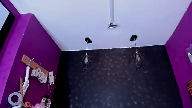 Alexa Slave online show from 21, 10, 2025