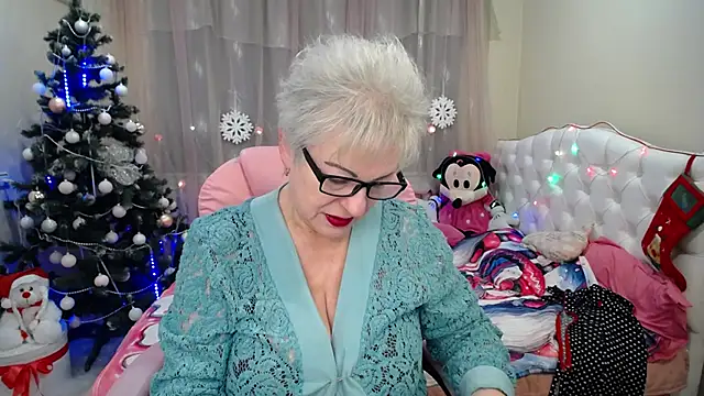 KayleSmoll online show from 30, 12, 2024