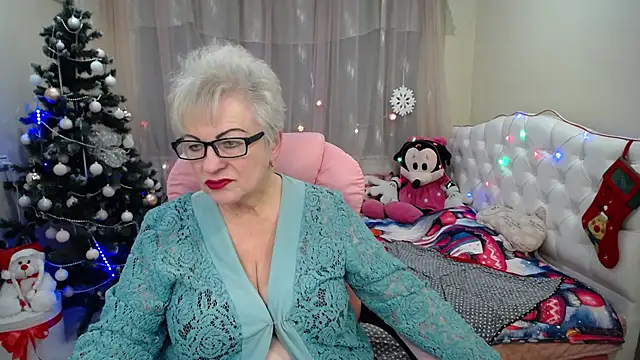KayleSmoll online show from 31, 12, 2024