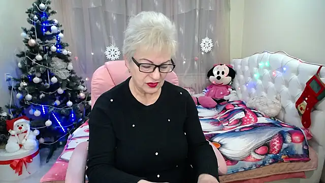 KayleSmoll online show from 14, 1, 2025