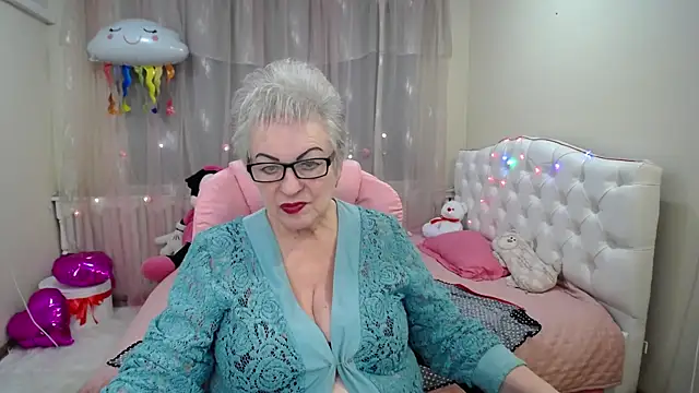 KayleSmoll online show from 29, 1, 2025