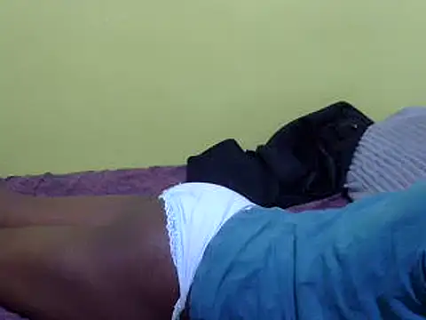 Snapshot of QUEEN-LIZ chatting on 11, 3, 2025 QUEEN-LIZ online show from 11, 3, 2025