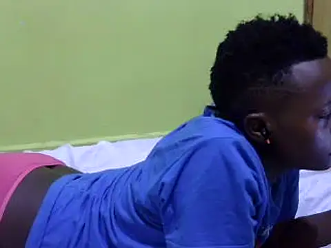 Snapshot of QUEEN-LIZ chatting on 19, 3, 2025 QUEEN-LIZ online show from 19, 3, 2025