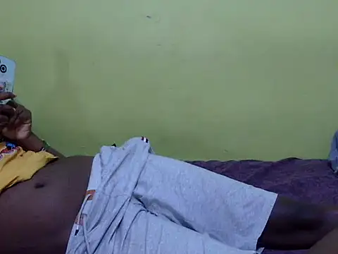 Snapshot of QUEEN-LIZ chatting on 9, 9, 2025 QUEEN-LIZ online show from 9, 9, 2025