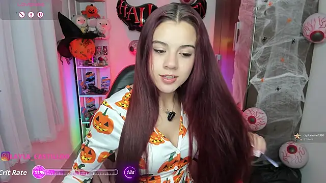 Layla castilloo online show from 17, 10, 2025