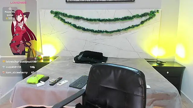 Snapshot of LAYLATAYLOR_ chatting on 13, 12, 2024 LAYLATAYLOR online show from 13, 12, 2024