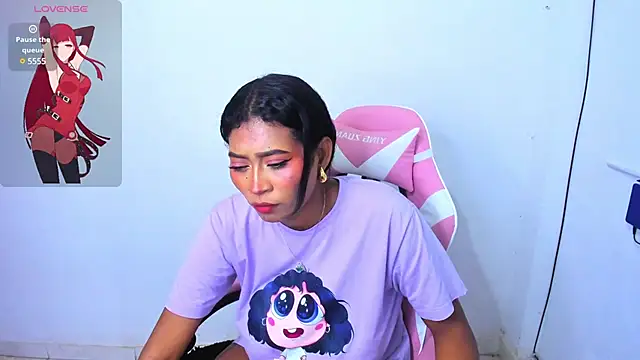 Snapshot of LAYLATAYLOR_ chatting on 28, 2, 2025 LAYLATAYLOR online show from 28, 2, 2025