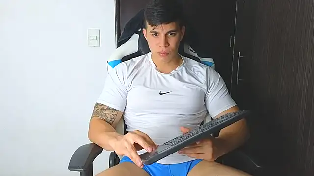 Ethanstill1 online show from 13, 12, 2024