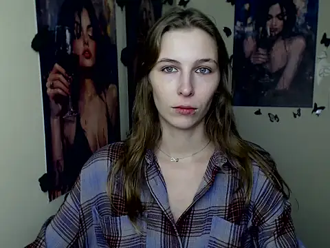 StrangerGi online show from 3, 12, 2025