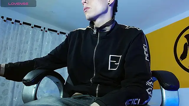 Snapshot of Matthew_Boy_ chatting on 11, 2, 2025 Matthew Boy online show from 11, 2, 2025