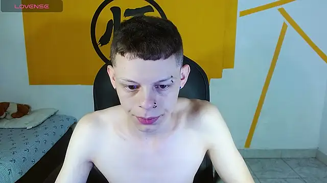 Snapshot of Matthew_Boy_ chatting on 14, 2, 2025 Matthew Boy online show from 14, 2, 2025