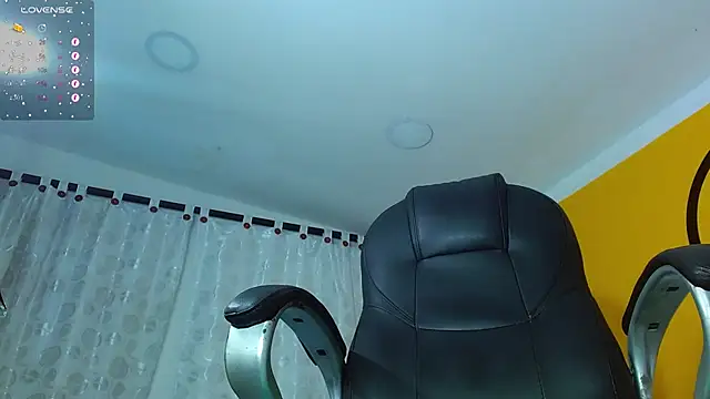 Snapshot of Matthew_Boy_ chatting on 15, 2, 2025 Matthew Boy online show from 15, 2, 2025