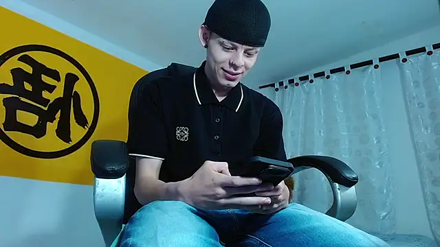 Snapshot of Matthew_Boy_ chatting on 22, 2, 2025 Matthew Boy online show from 22, 2, 2025