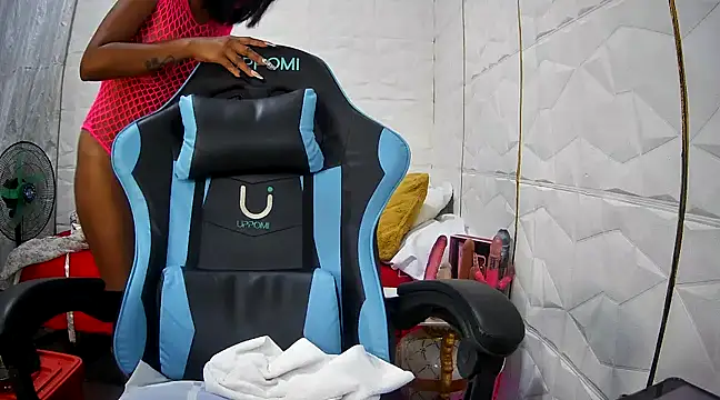 Snapshot of Mendoza_Amaranata chatting on 2, 3, 2025 Mendoza Amaranata online show from 2, 3, 2025