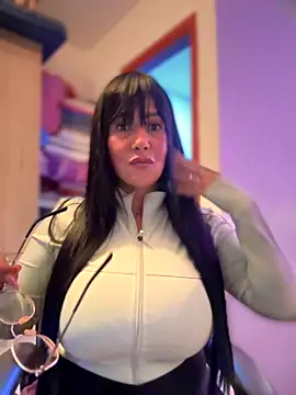 Saorii kiido online show from 23, 10, 2025