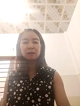 Sexy-ladyboobs20 online show from 12, 11, 2025