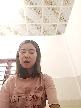 Sexy-ladyboobs20 online show from 29, 11, 2025