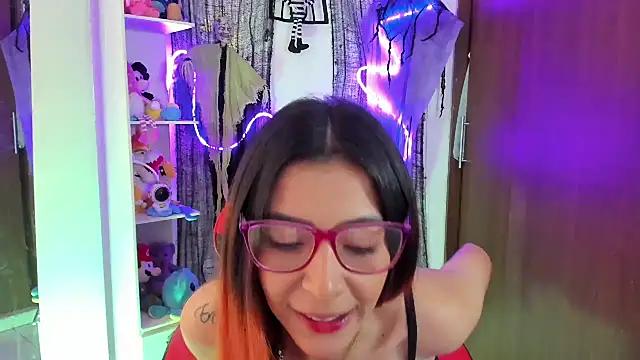 Amaranta e online show from 3, 11, 2025