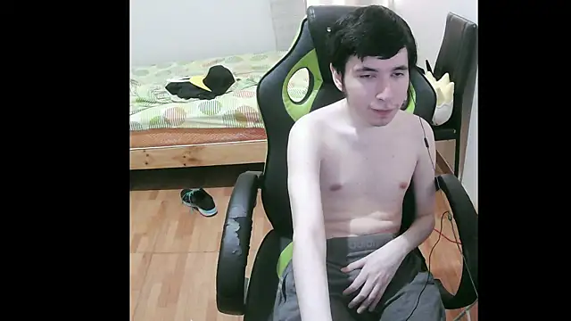 Twink martinboy online show from 3, 2, 2025