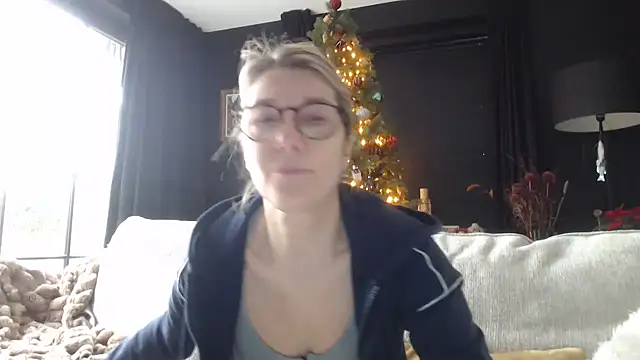 godinflower online show from 4, 12, 2025