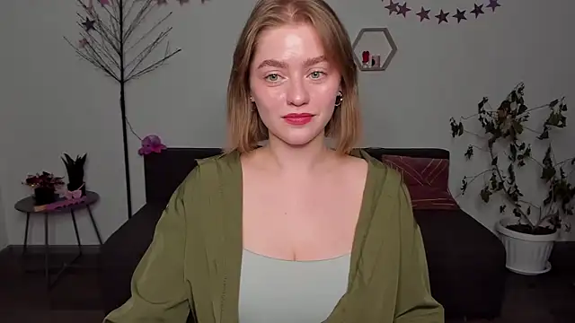 Snapshot of AidaPerry chatting on 23, 12, 2024 AidaPerry online show from 23, 12, 2024