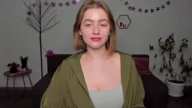 Snapshot of AidaPerry chatting on 23, 12, 2024 AidaPerry online show from 23, 12, 2024