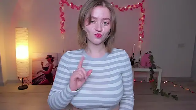 Snapshot of AidaPerry chatting on 16, 1, 2025 AidaPerry online show from 16, 1, 2025