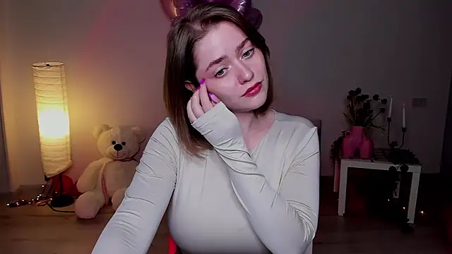 Snapshot of AidaPerry chatting on 14, 3, 2025 AidaPerry online show from 14, 3, 2025