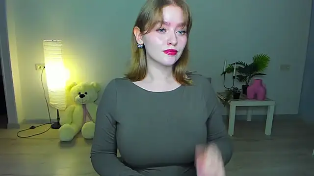 Snapshot of AidaPerry chatting on 23, 9, 2025 AidaPerry online show from 23, 9, 2025