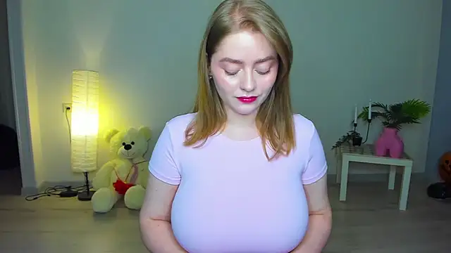 Snapshot of AidaPerry chatting on 28, 11, 2025 AidaPerry online show from 28, 11, 2025