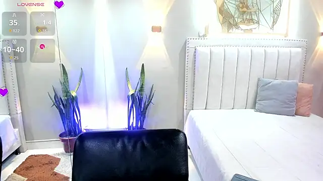 StefyGil  online show from 18, 11, 2025