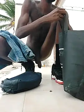 Snapshot of Papii97150 chatting on 27, 10, 2025 Papii97150 online show from 27, 10, 2025