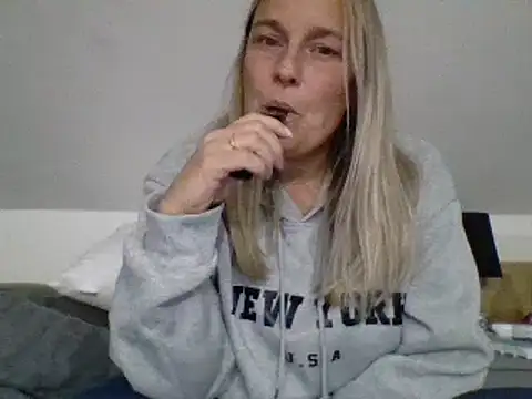 scrummymummy2 online show from 28, 9, 2025