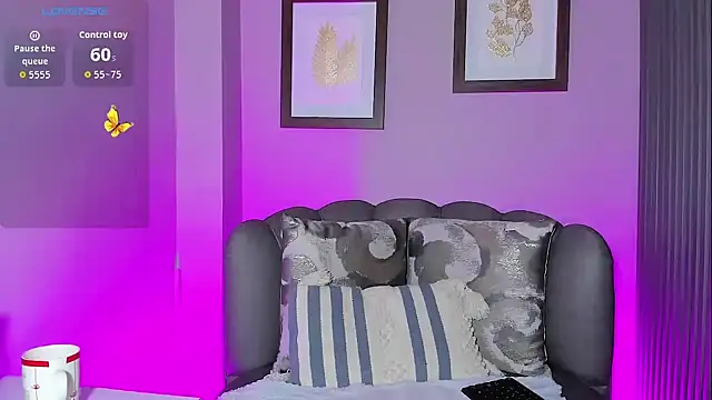 Snapshot of Nahiajhonson_ chatting on 1, 11, 2025 Nahiajhonson online show from 1, 11, 2025