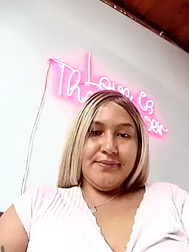 SamaraJay1 online show from 6, 1, 2025