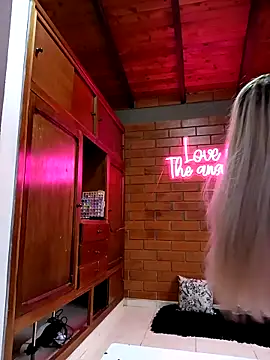 SamaraJay1 online show from 13, 3, 2025