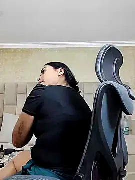 EmmaTorres  online show from 13, 12, 2024