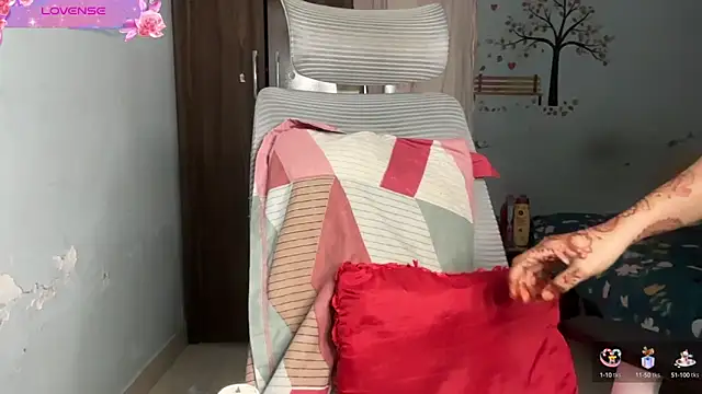 Snapshot of Dazzling__ira chatting on 21, 10, 2025 Dazzling ira online show from 21, 10, 2025